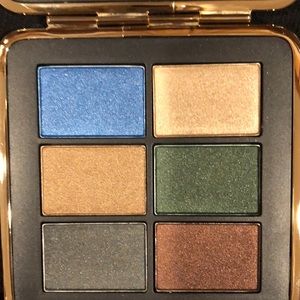 Victoria Beckham Estée Lauder Eyeshadow Compact